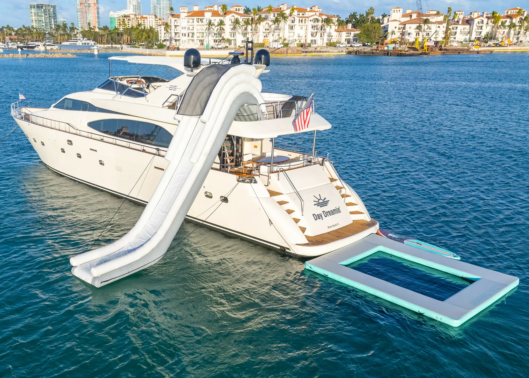Azimut "Day Dreamin" 90' photo 1